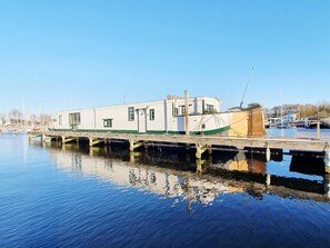 Miscellaneous - Historic Houseboat Stay for 7 (Naarden)