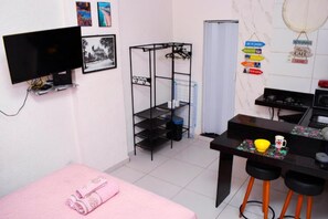 Ferros/tábuas de passar roupa, Wi-Fi, roupa de cama