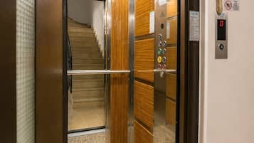 Elevator