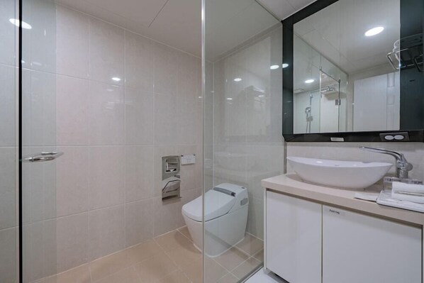 Bathroom - Cordelia Hotel Geoje (Geoje)
