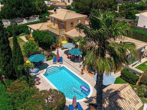  Studio dans Chambres d’hôtes Naturiste Nudistes Adults Only dans jardin /picine