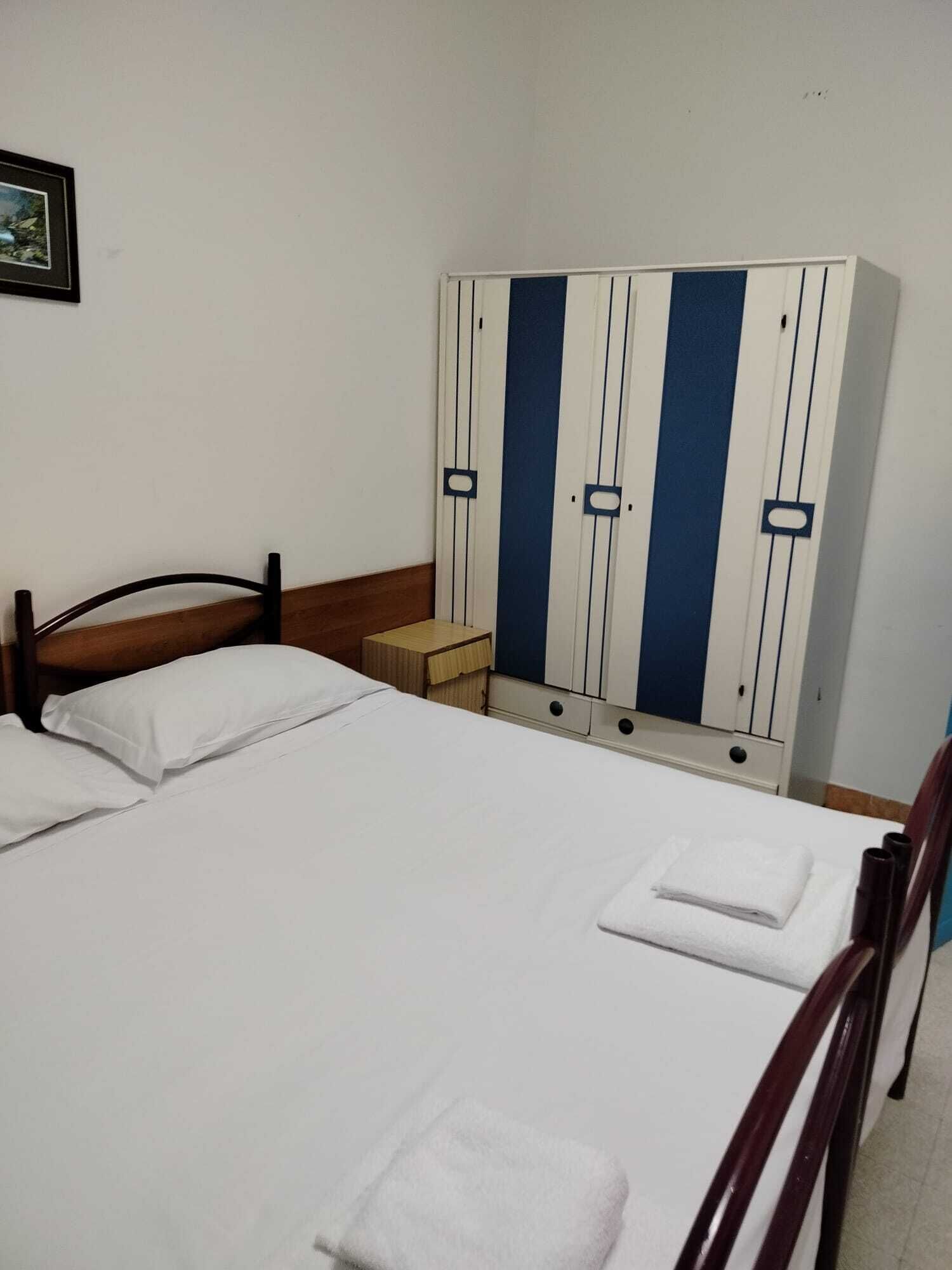 Habitación familiar, vistas al mar | Escritorio