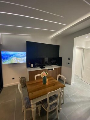 Apartamento superluxo, vista para o mar | Cozinha privada
