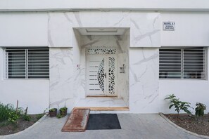 Exterior detail - 2-bedroom apartment in perfect Tanger with refreshing AC (Tanger)