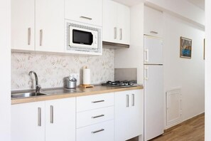 Private kitchen - ROSAINI VACATION HOME (Los Cristianos)