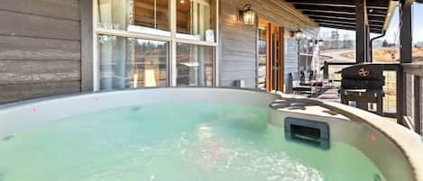 Bain à remous extérieur
