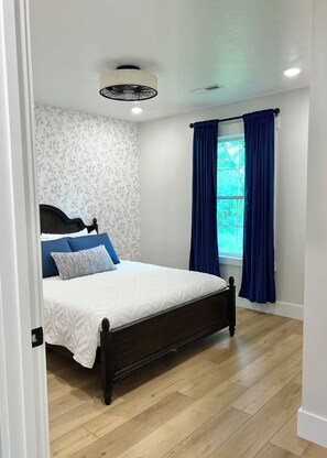 1 bedroom, WiFi, bed sheets