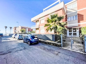 Property grounds - Bemi' al mare by Interhome (Terracina)