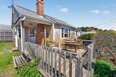 Charming Dennis Port Retreat Near the Beach