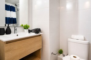 Bathroom - Tocornal 678 (Santiago)