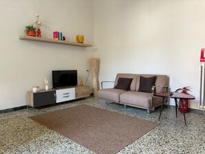 Smart TV - Residence Corso Roma in the heart of Montecatini Terme (Montecatini Terme)
