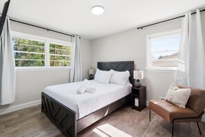 3 Schlafzimmer, Bügeleisen/Bügelbrett, WLAN, Bettwäsche