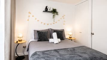 Apartment | Iron/ironing board, free WiFi