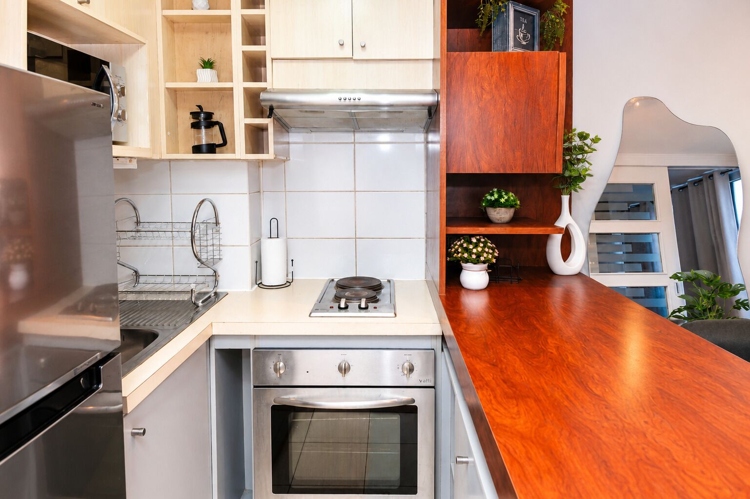 Apartemen | Dapur pribadi | Lemari es besar, microwave, oven, dan kompor