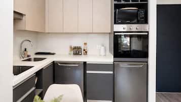 Appartement Standard | Cuisine privée | Mini réfrigérateur, micro-ondes, four, plaque de cuisson