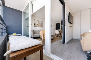 Standard-sviitti | Ylelliset vuodevaatteet, untuvapeitot, silitysrauta/-lauta
