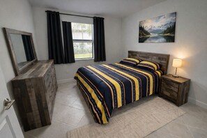 Room - Brand-New Villa /Resort Amenities New Furnishings (Bradenton)