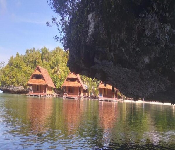 Exterior - Cozzy Beser Bay (Sawinggrai)