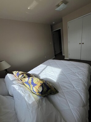 3 Schlafzimmer, Bügeleisen/Bügelbrett, kostenloses WLAN, Bettwäsche