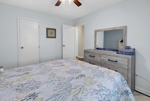 2 dormitorios, tabla de planchar con plancha, wifi gratis y ropa de cama