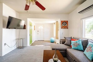 Rumah, 3 kamar tidur, balkon | Ruang keluarga | Buku