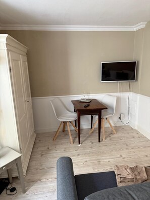 Living area - Charming 1-room apartment Vacation apartment in Kampen on Sylt with garden (Kampen (Sylt))