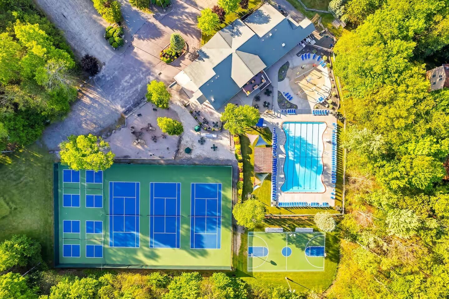 Indoor pool, outdoor pool