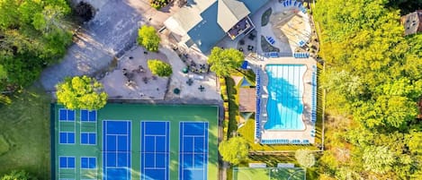 Indoor pool, outdoor pool