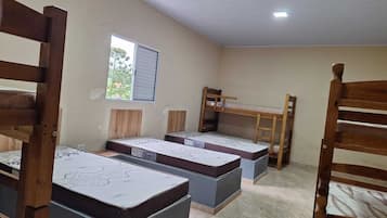 5 chambres, Wi-Fi, draps fournis