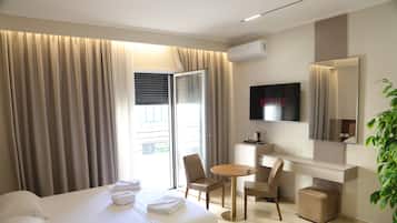 In-room safe, blackout curtains, soundproofing, iron/ironing board