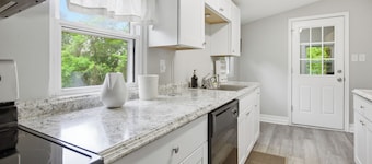 Charming Cottage Home in Wilmington