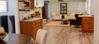 Rad's Place - Spacious & Secluded 4-bedroom house near Pinehurst