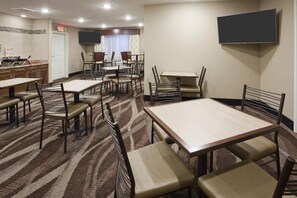 Dining - Grandstay Hotel and Suites Tea Sioux Falls (Tea)