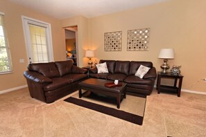 TV - Contempo Suite in Vista Cay Resort (Orlando)