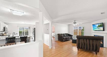 Marvelous 4-bedroom house with AC in welcoming Knightdale