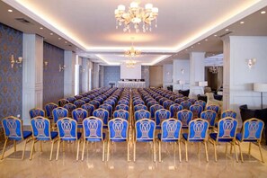 Meeting facility - Grand Blue Fafa Resort (Golem)