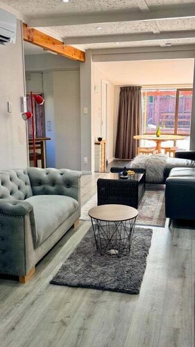 Woodland House - Hanmer Springs