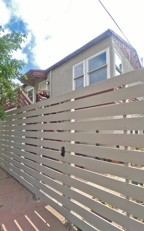 Exterior detail - Steps to SoFi Stadium & FIFA26 World Cup w/ Free Parking (Inglewood)