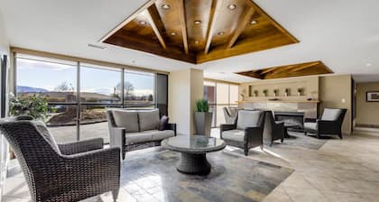 Resort-Style Condo at Playa Del Sol | 5th Floor