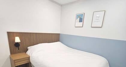 Double room, 2mins from Myeongdong!!