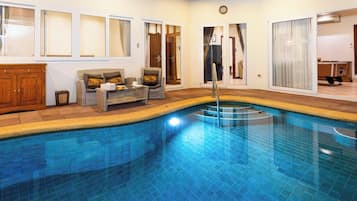 Villa, 4 chambres, piscine privée, vue piscine | Piscine | Piscine extérieure