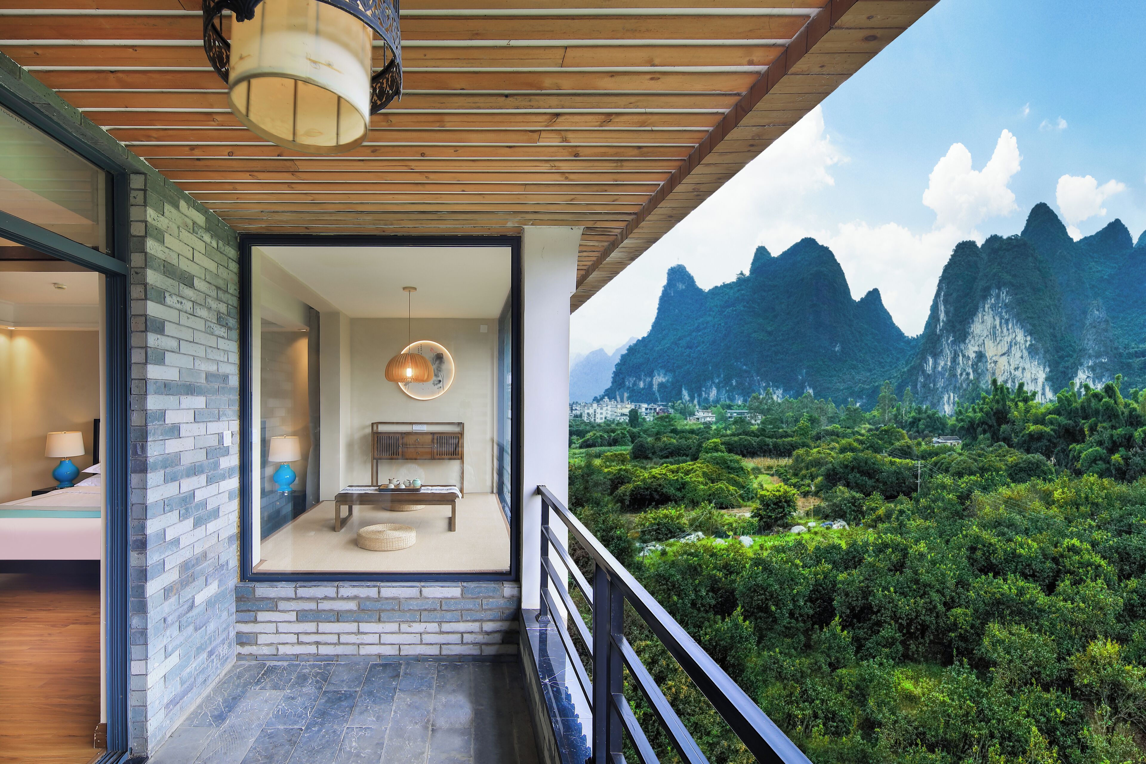 Superior Suite, Air conditioning, Mountain View | Terrace/patio