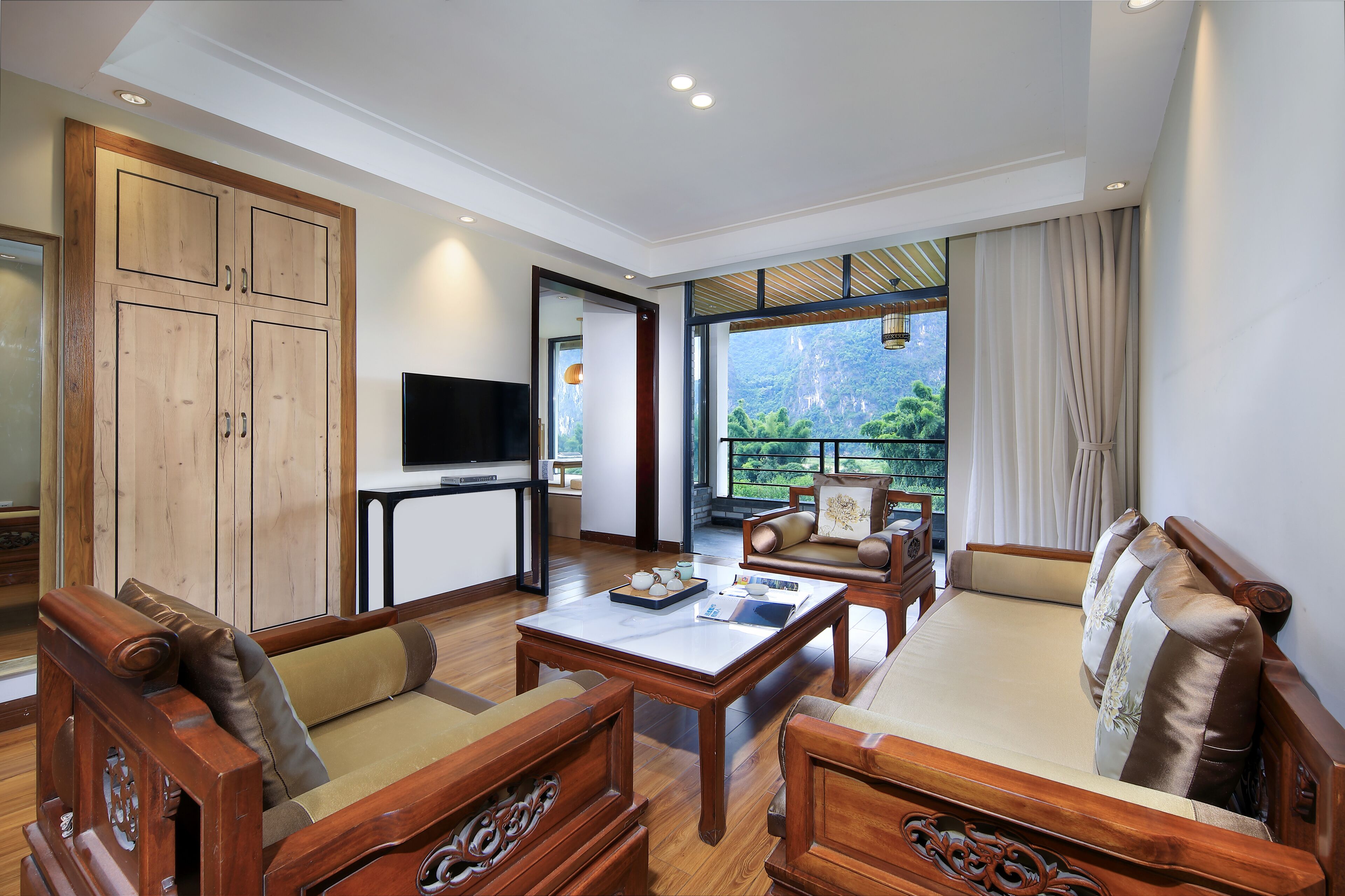 Luxury Double Room, Air conditioning | Living area