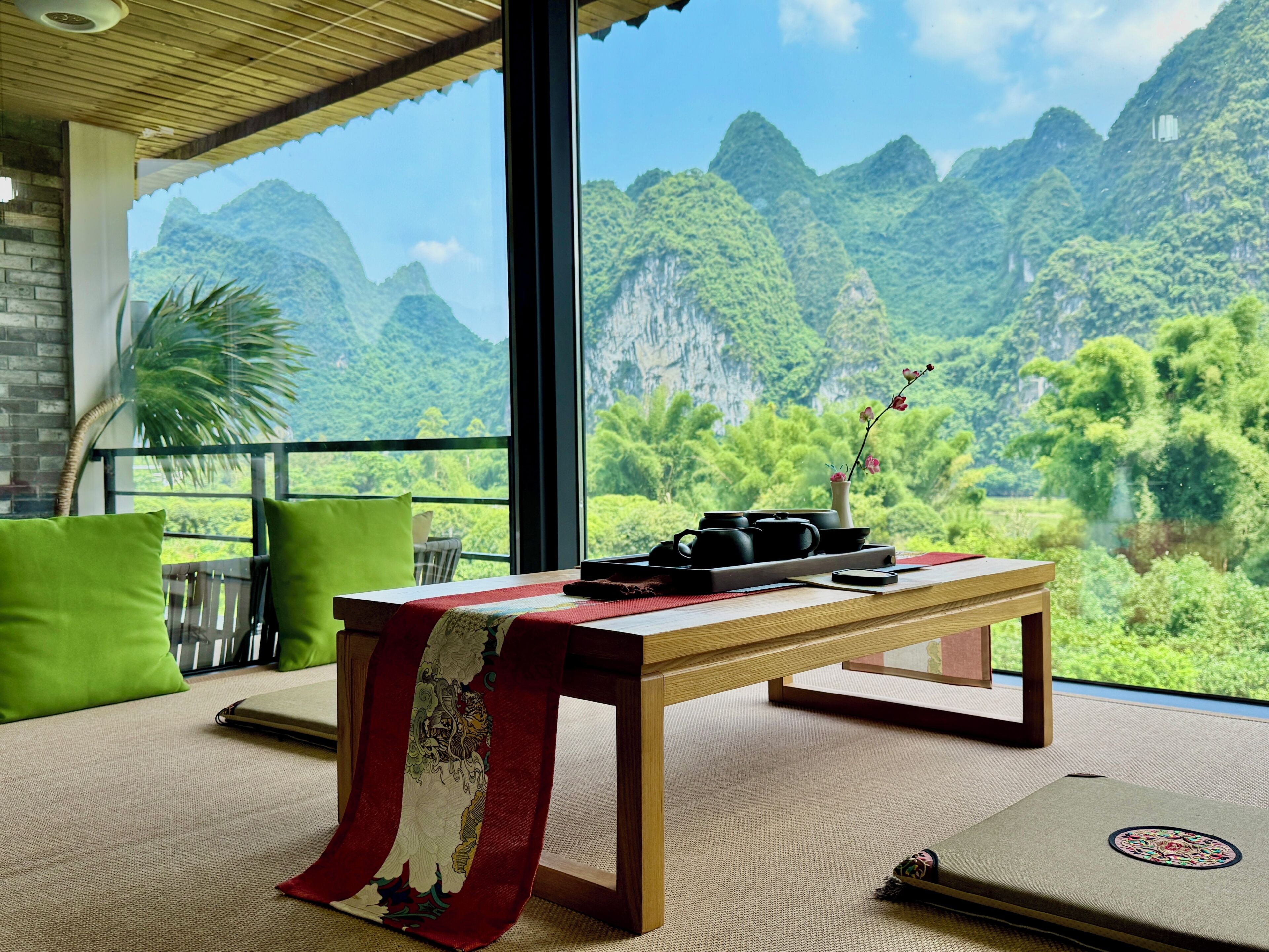Quang cảnh từ phòng
