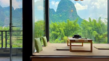 Phòng 2 giường đơn Cao cấp, máy điều hòa, quang cảnh núi | Quang cảnh từ phòng