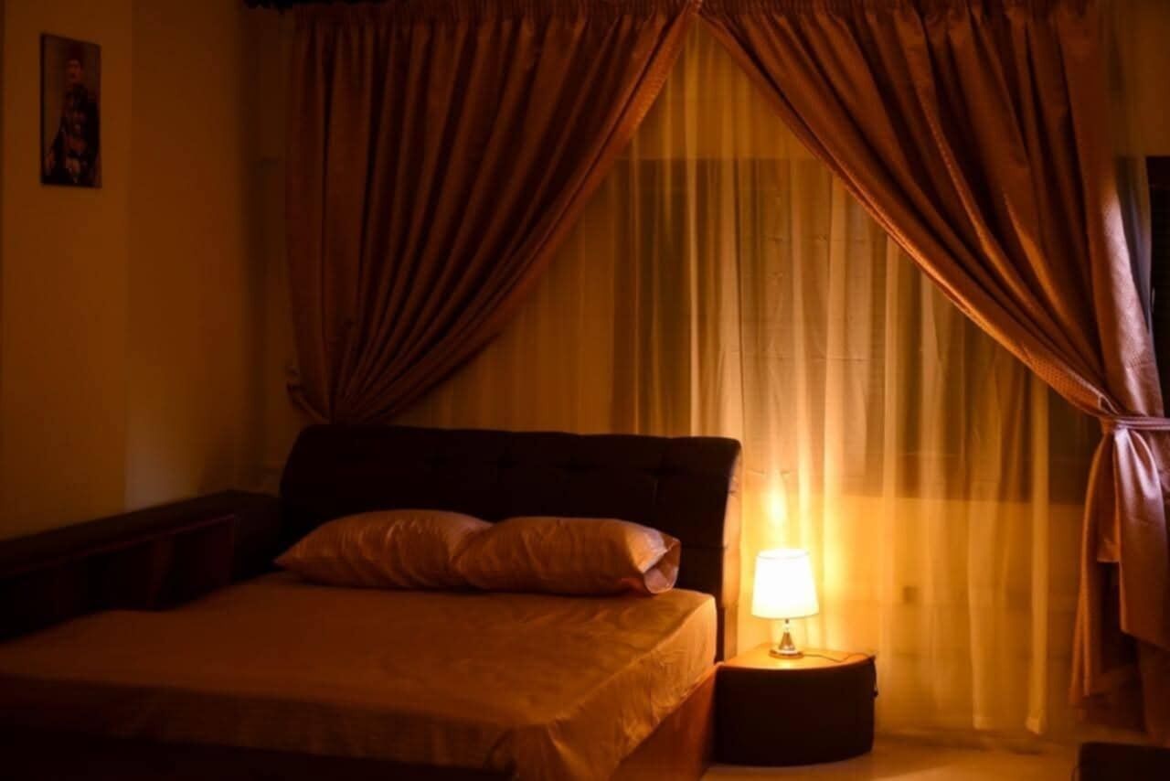 Egyptian cotton sheets, premium bedding, down comforters