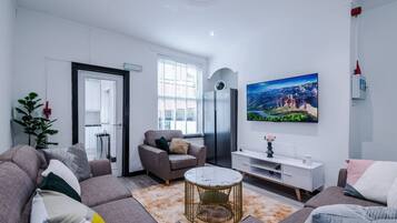 House, Smoking | 5 bedrooms