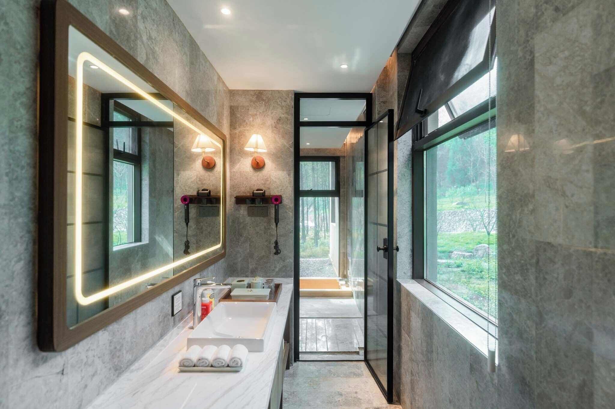 Superior Suite, Valley View | Bathroom | Separate bathtub and shower, rainfall showerhead, free toiletries