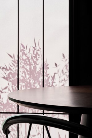 Blackout curtains, iron/ironing board, free WiFi - Reikyo Hanazono Osaka (Osaka)