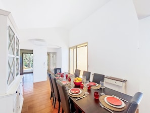 Kitchen / Dining Room - La Baume by Interhome (Le Tignet)